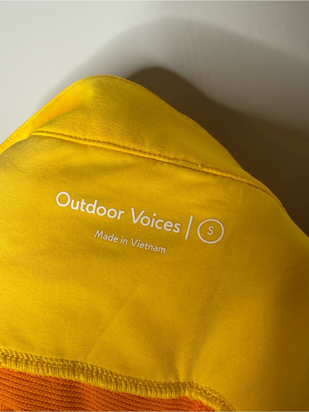 Outdoor Voices Rectrek shorts 3in inseam yellow orange colorblock size small - Picture 6 of 7